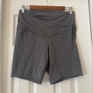 WILD FABLE gray shorts